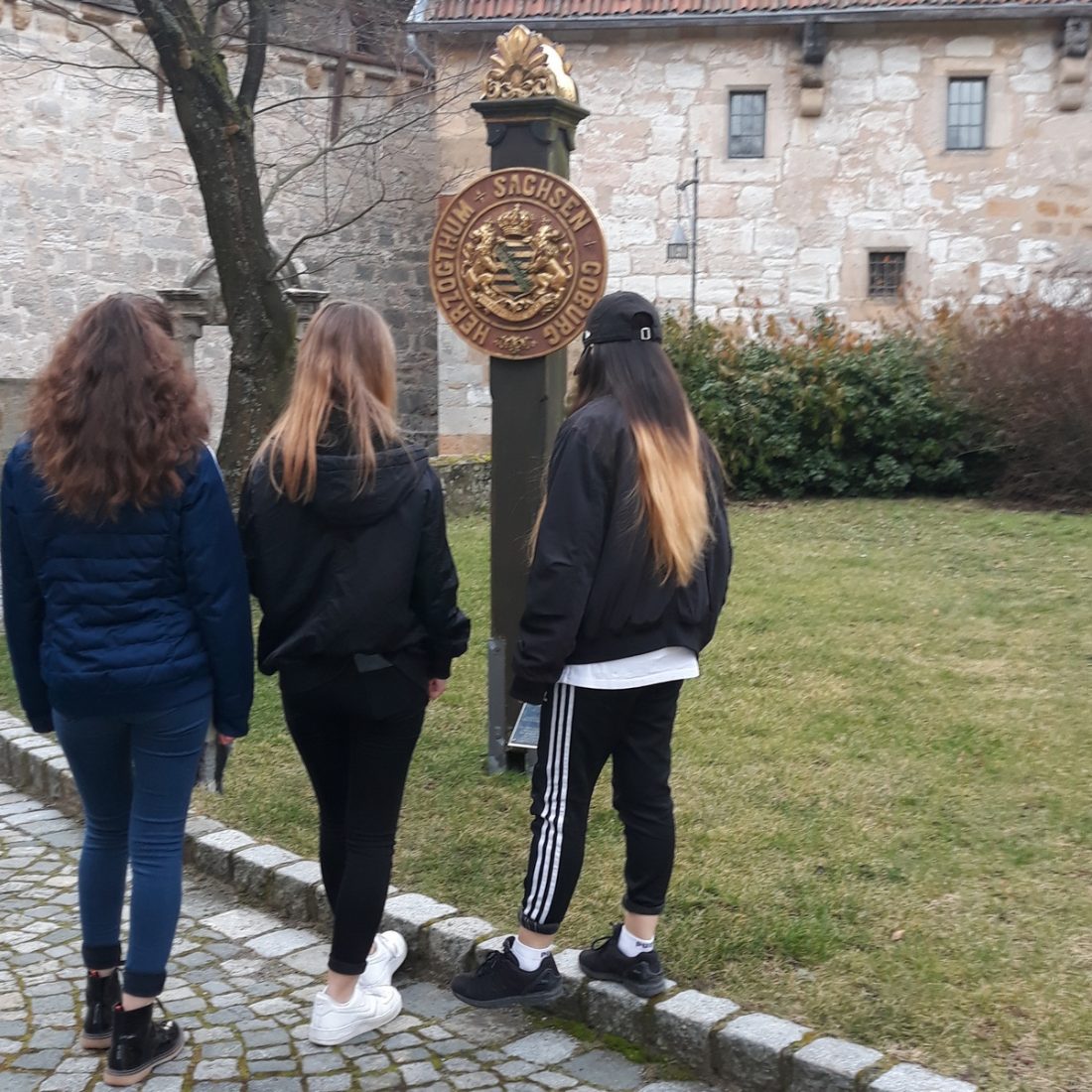 Heilpädagogische Mädchenwohngruppe Coburg vsj e.V. Jugendhilfe